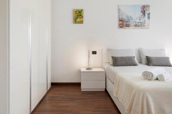 På bildet vises objektet Casa Angy som ligger i byen Como.