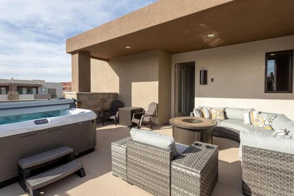 A la foto es mostra l'objecte Corner Casita Spacious 6 bedroom private bathrooms situat a la ciutat de Washington.