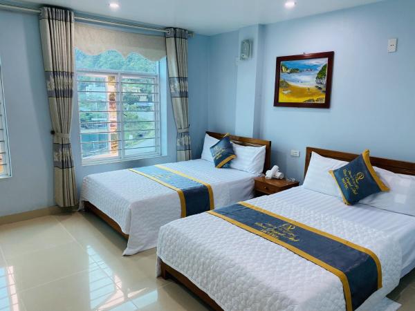 A la foto es mostra l'objecte Hưng Thơm Motel situat a la ciutat de Hang Suối.
