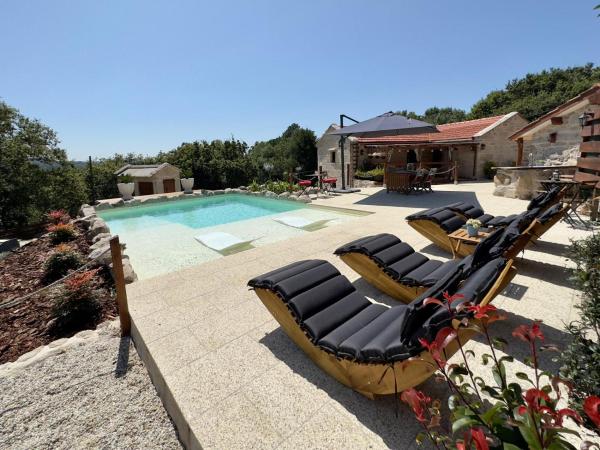 写真にはPiñeiro市にあるCasa Camuが写っています。