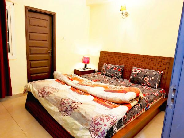 1 Bed Appartment Luxury Furnished Hotel Al amanah, Исламабад