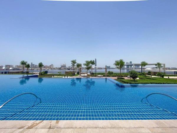 A la foto es mostra l'objecte Waterfront 1BR with Infinity Pool in Creek Edge T1 situat a la ciutat de Dubai.