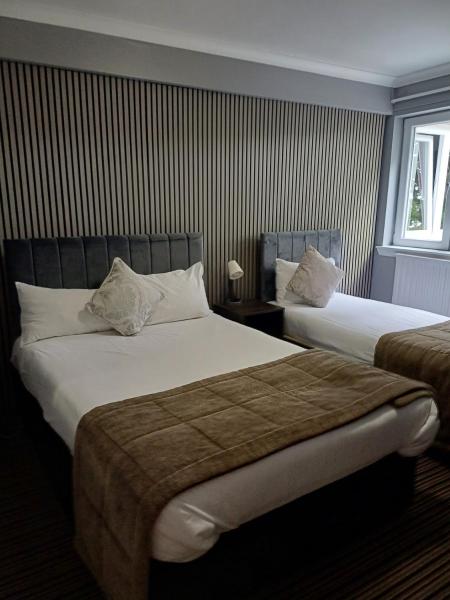 A la foto es mostra l'objecte Kings Park Hotel situat a la ciutat de Cambuslang.
