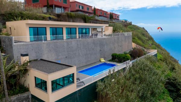 På bildet vises objektet Villa Mariposa by LovelyStay som ligger i byen Arco da Calheta.