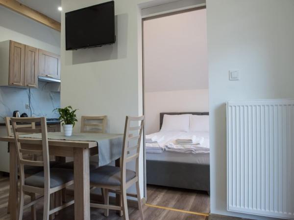 Zdjęcie 2: Comfortable, convenient apartment, pool included