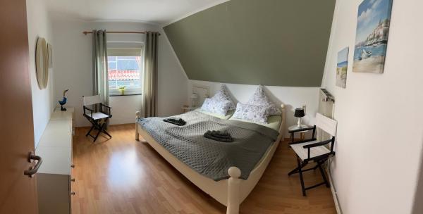 Na fotografii je vidět objekt Schwalbennest nacházející se ve městě Detmold.