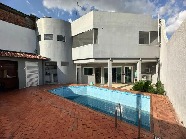 Na fotografii je vidět objekt Casa Belém COP30 5 quartos nacházející se ve městě Belém.