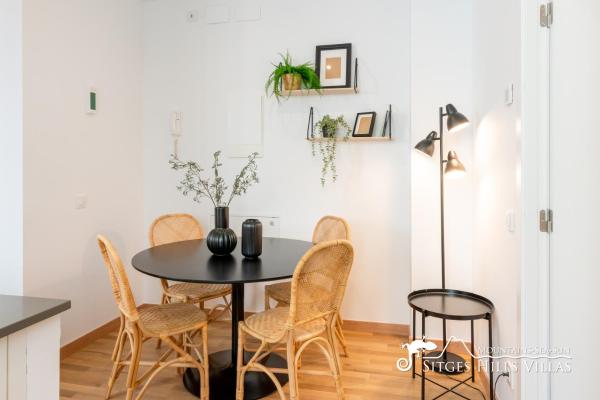 Zdjęcie 7: Apt Chic in Heart of Vilanova with AC