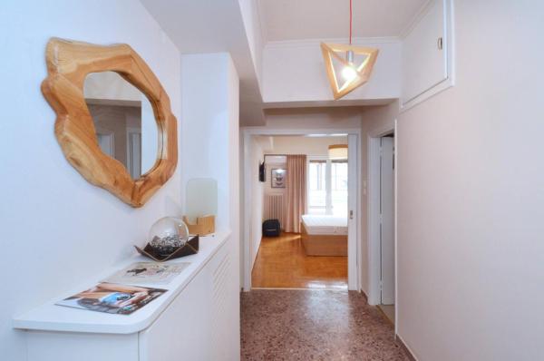 Φωτογραφία 2: Studio in the heart of Athens, next to Metro &...