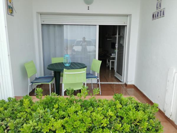 A la foto es mostra l'objecte Apartamento en zona privilegiada con encanto AV-43 situat a la ciutat de Roses.