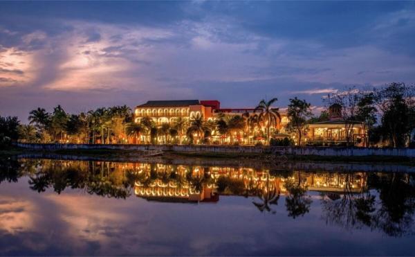 SHEIK ISTANA HOTEL CHIANGMAl, Čiang Mai