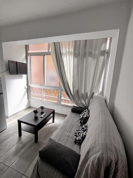 apartamento coris center, Малага