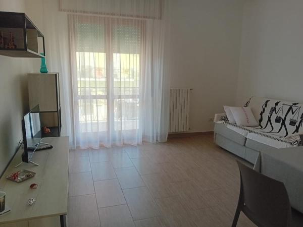 Na fotografii je vidět objekt Casa Prima Luce nacházející se ve městě Ururi.