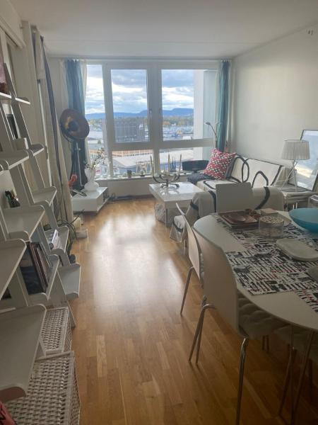 A la foto es mostra l'objecte Cozy apt with balcony! situat a la ciutat de Oslo.
