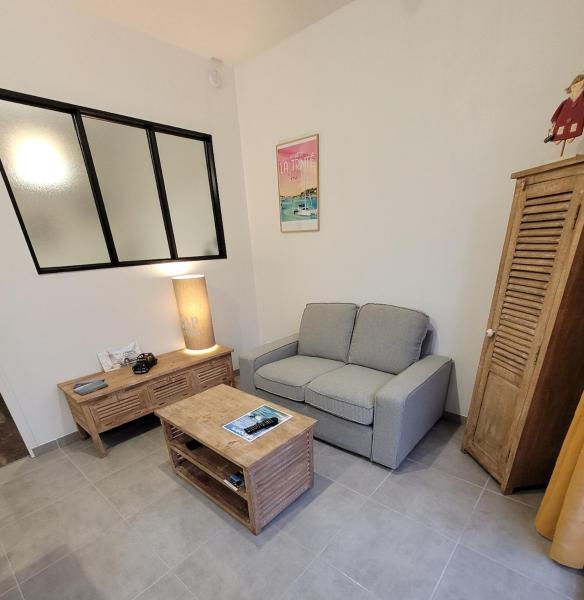 På billedet ses objektet Petite maison 2 personnes à Crach avec jardin ombragé beliggende i byen Crach.
