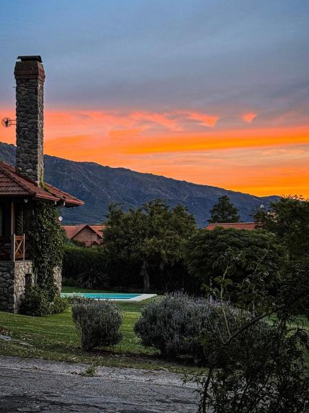 A la foto es mostra l'objecte Nomad Base en Country Chumamaya situat a la ciutat de Merlo.