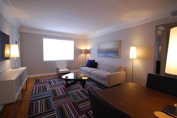 The photo shows the Brookwood Courtyard by BCA Furnished Apartments BCC1B 06 F located in the city of Atlanta.
