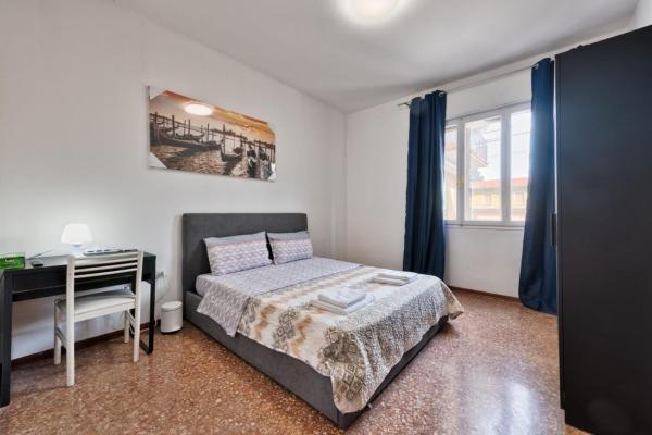 A la foto es mostra l'objecte Cozy Best Room In City With Free Parking situat a la ciutat de Venècia.
