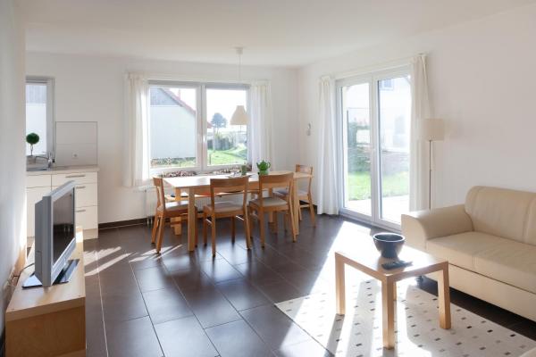 På billedet ses objektet Ferienhaus Innenförde beliggende i byen Holnæs.