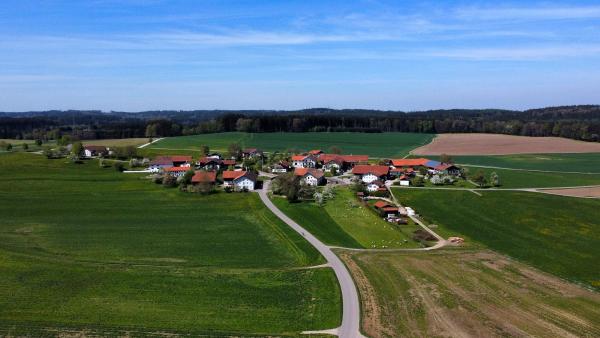 A la foto es mostra l'objecte Gästehaus Roming situat a la ciutat de Moosach.