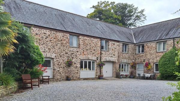 A la foto es mostra l'objecte Finest Retreats - Cherry at Buckland Court situat a la ciutat de Slapton.