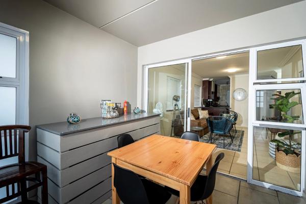 Foto 3: REST - Vasco Mews Mossel Bay