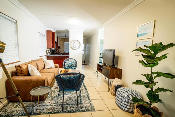 Foto 2: REST - Vasco Mews Mossel Bay