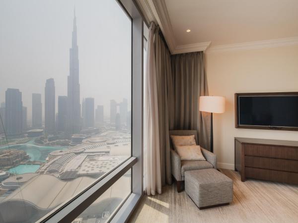 På billedet ses objektet Address Dubai Mall Residences beliggende i byen Dubai.