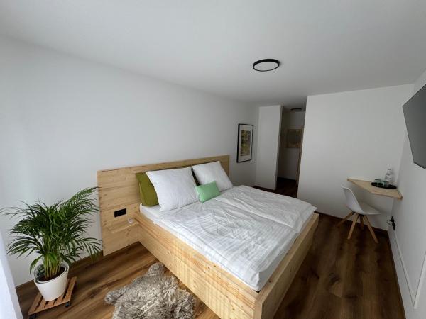 A la foto es mostra l'objecte Gästehaus unterm Regenbogen situat a la ciutat de Sigmaringendorf.