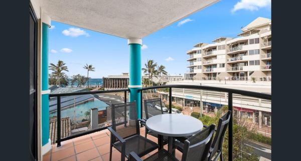 A la foto es mostra l'objecte Ocean Views at Aegean Mooloolaba situat a la ciutat de Mooloolaba.