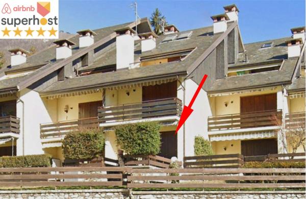 Nella foto è visibile l'oggetto 4 Seasons above Lago di Como situato nella città di Taceno.