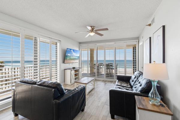På billedet ses objektet Romar Place Condos beliggende i byen Orange Beach.