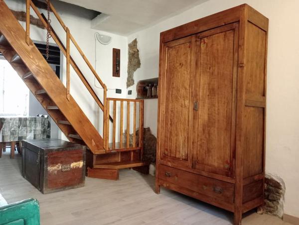 På bildet vises objektet La Persellina House som ligger i byen Paderna.