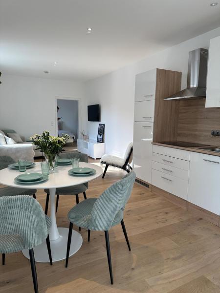 На фото показан объект Ferienwohnung Weingut Gerharz-Hochthurn, расположенный в городе Gau-Algesheim.