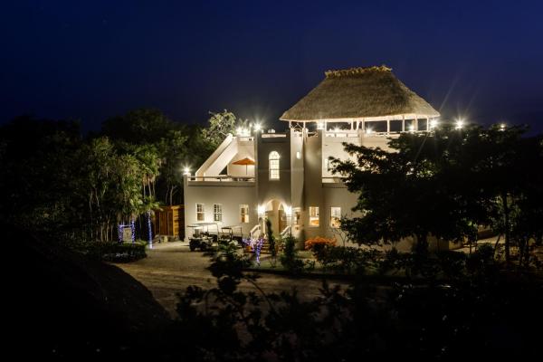 Auf dem Foto ist das Objekt The Crimson Orchid Inn at Orchid Bay in der Stadt Copper Bank zu sehen.
