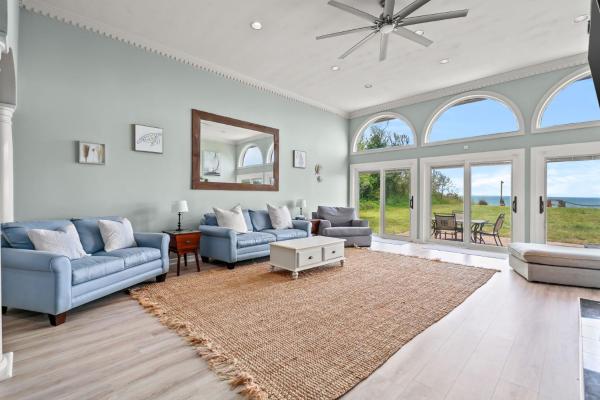 Billede 9: Sunset on the Rocks - Luxurious beachfront comfort!