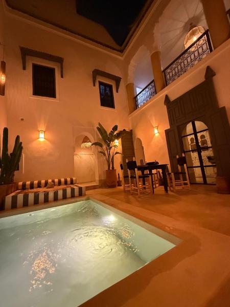 照片显示了位于Marrakech市的Riad LA PETITE DAR, 4 chambres, 5 min place Jamaa El Fna物件。