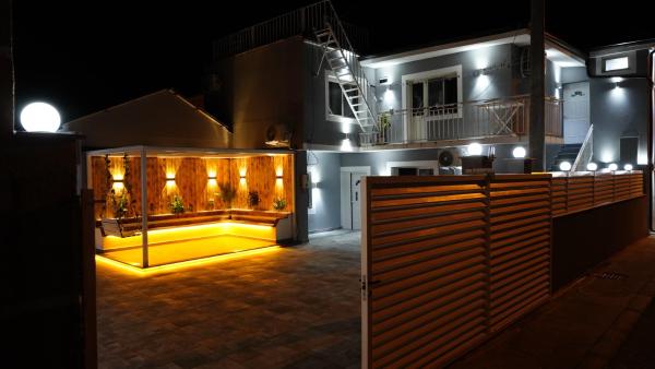 Auf dem Foto ist das Objekt Shkodra Garden Apartment in der Stadt Shkodra zu sehen.
