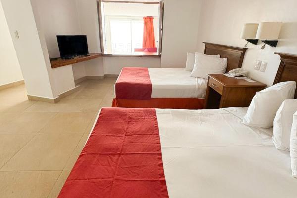 Bilde 7: Spacious, comfortable, and with beach access!
