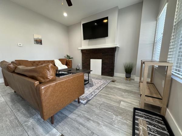 Na fotografii je vidět objekt Urban Retreat 2BR Near Downtown nacházející se ve městě Milo.