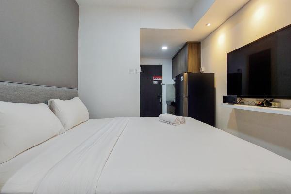 A la foto es mostra l'objecte Modern Studio with Cozy Design Serpong Garden Apartment By Travelio situat a la ciutat de Cicayur.
