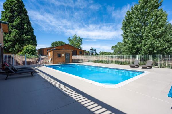 Op de foto is het object Sequoia Homestead in Kanab Pets OK Heated Pool te zien, gelegen in de stad Kanab.