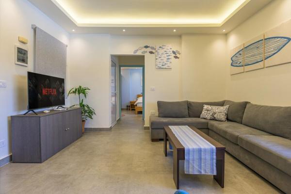 Foto 1: Ebb & Flow Batroun Old Souq