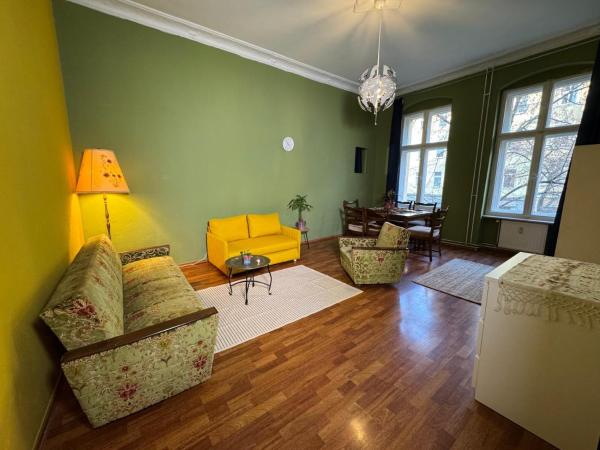 På billedet ses objektet 2 Zimmer Wohnung im Herzen Neuköllns beliggende i byen Berlin.