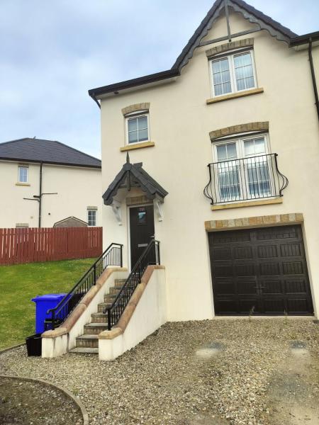 A la foto es mostra l'objecte A beautiful Town home situat a la ciutat de Conlig.
