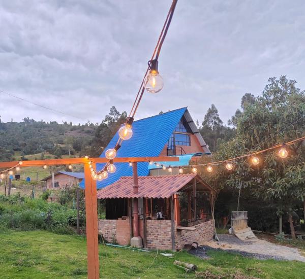 Na foto é possível ver o objeto Cabaña Campestre Las Marías localizado na cidade de El Manzano.