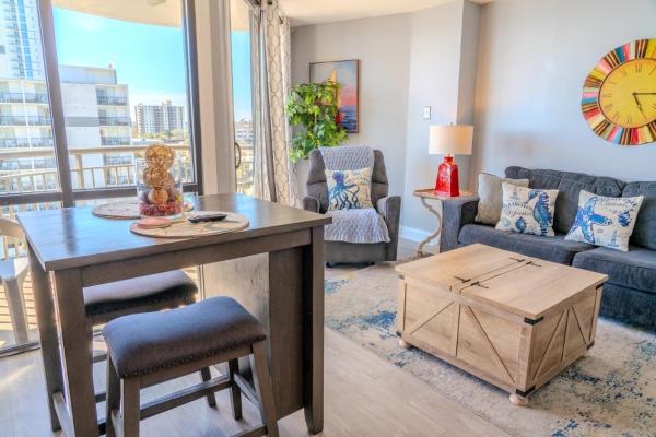 A la foto es mostra l'objecte Ocean View Double Suite! Sleeps 4 Meridian Plaza 705 situat a la ciutat de Myrtle Beach.