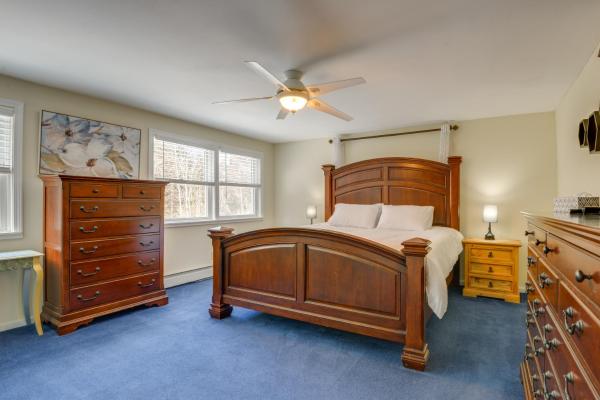 Foto 2: Golf, Hike and Unwind Spacious Dover Retreat!
