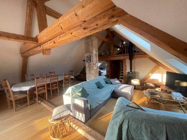 A la foto es mostra l'objecte Au Doubs Moulin situat a la ciutat de Levier.