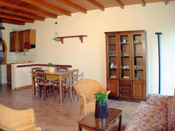 På bildet vises objektet Hotel in Marche with Scenic Hiking Trails som ligger i byen Montedinove.